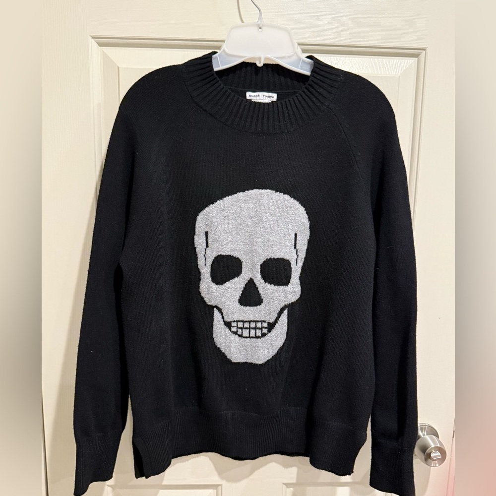 Sweet Romeo Skull Black Knit Sweater